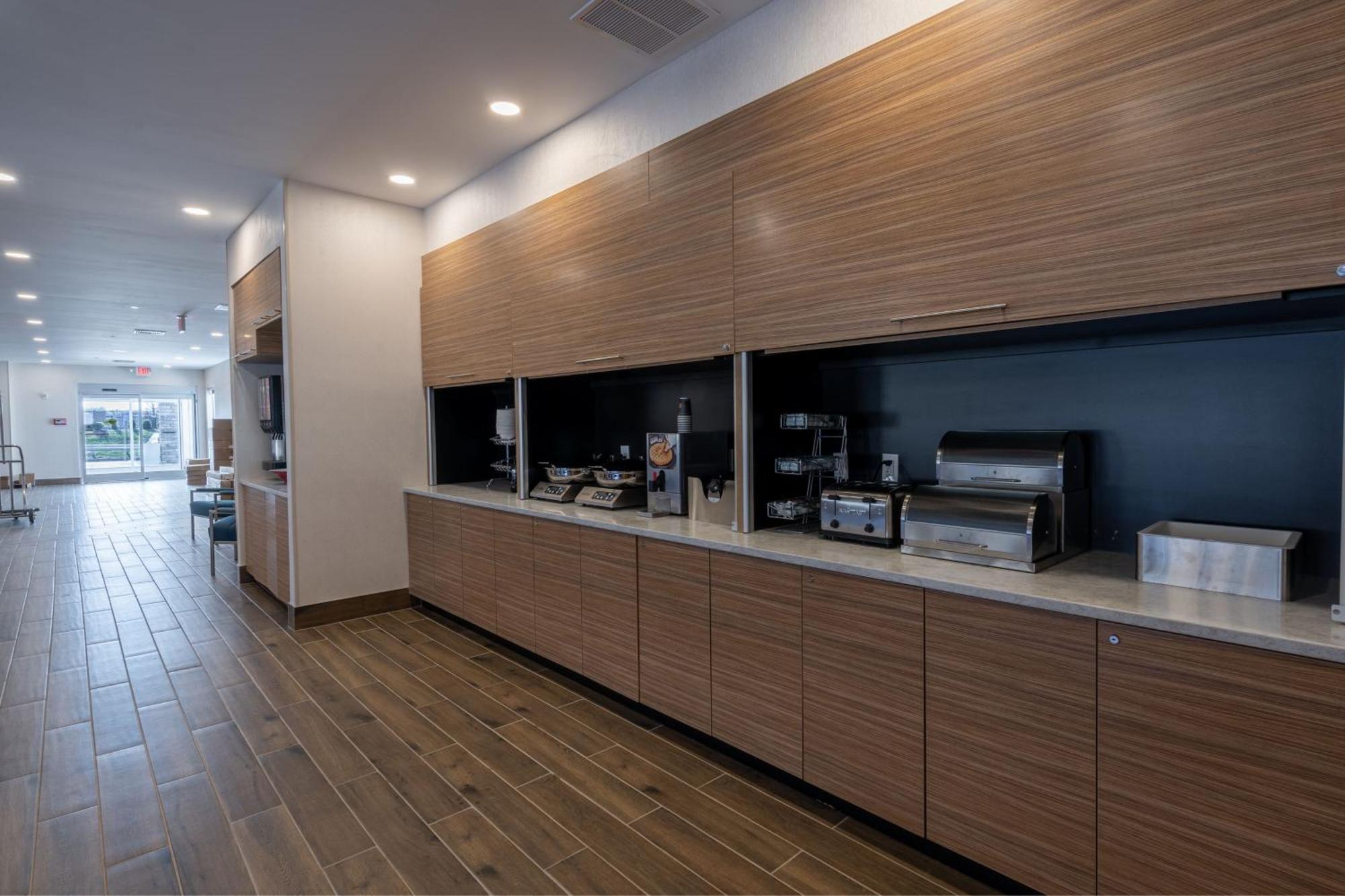 Towneplace Suites By Marriott Clinton Extérieur photo