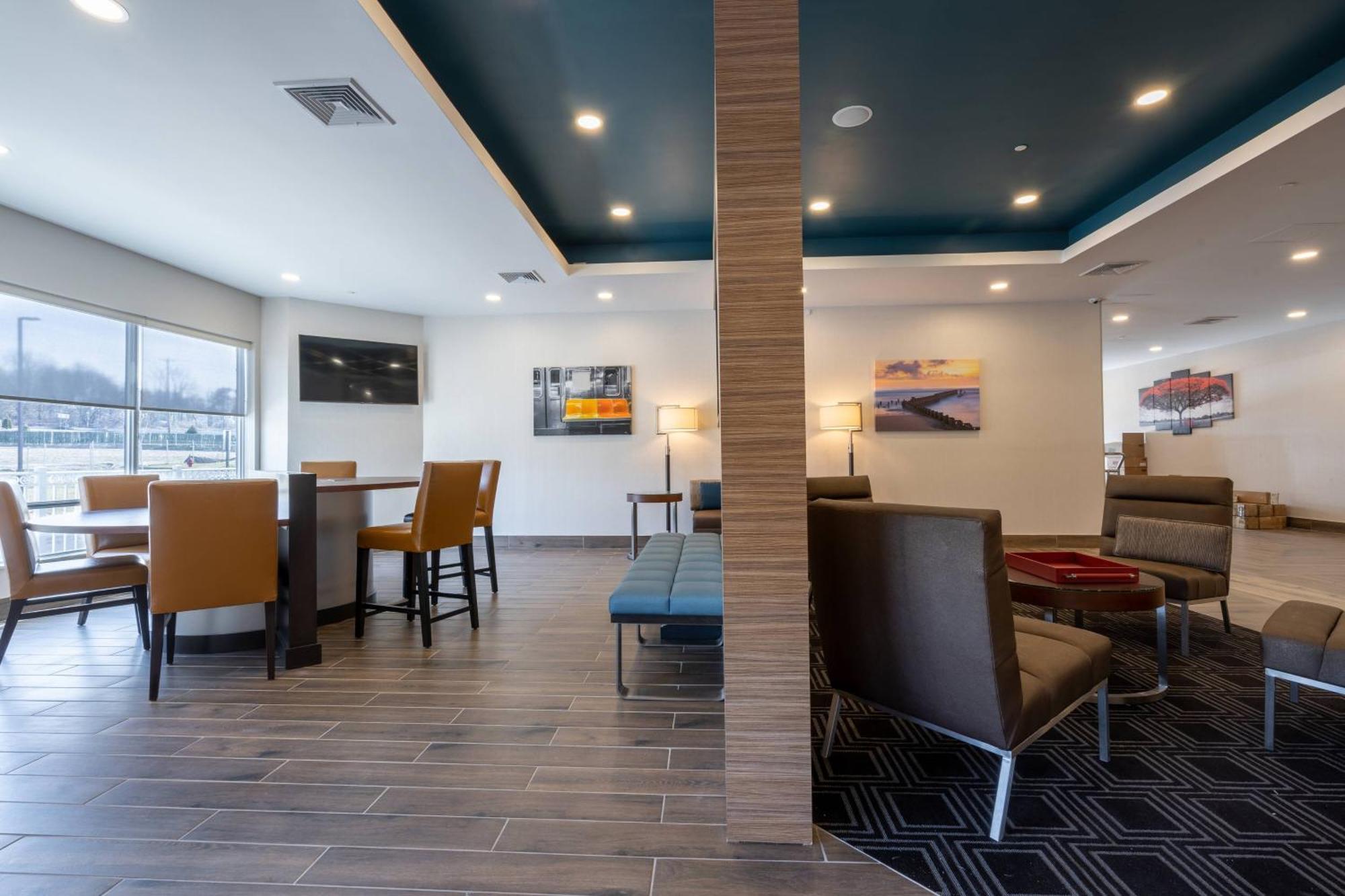 Towneplace Suites By Marriott Clinton Extérieur photo